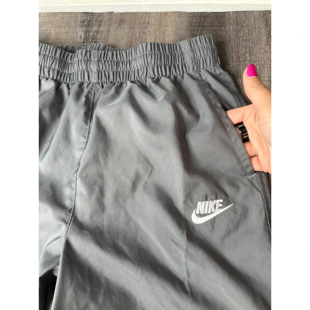 Nike Kids Sportswear Club Woven Joggers Grey Mesh Lined Pants Size Large L